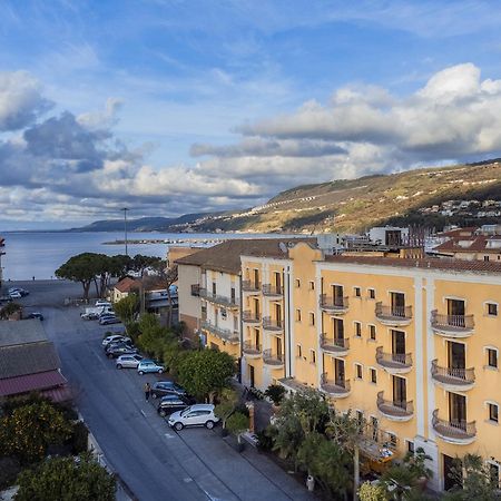 Hotel Cala Del Porto Vibo Valentia Marina Extérieur photo