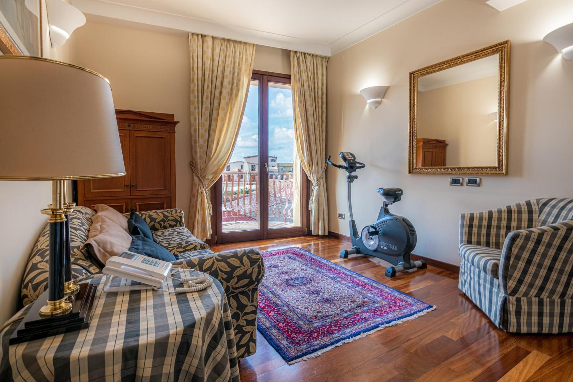 Hotel Cala Del Porto Vibo Valentia Marina Extérieur photo