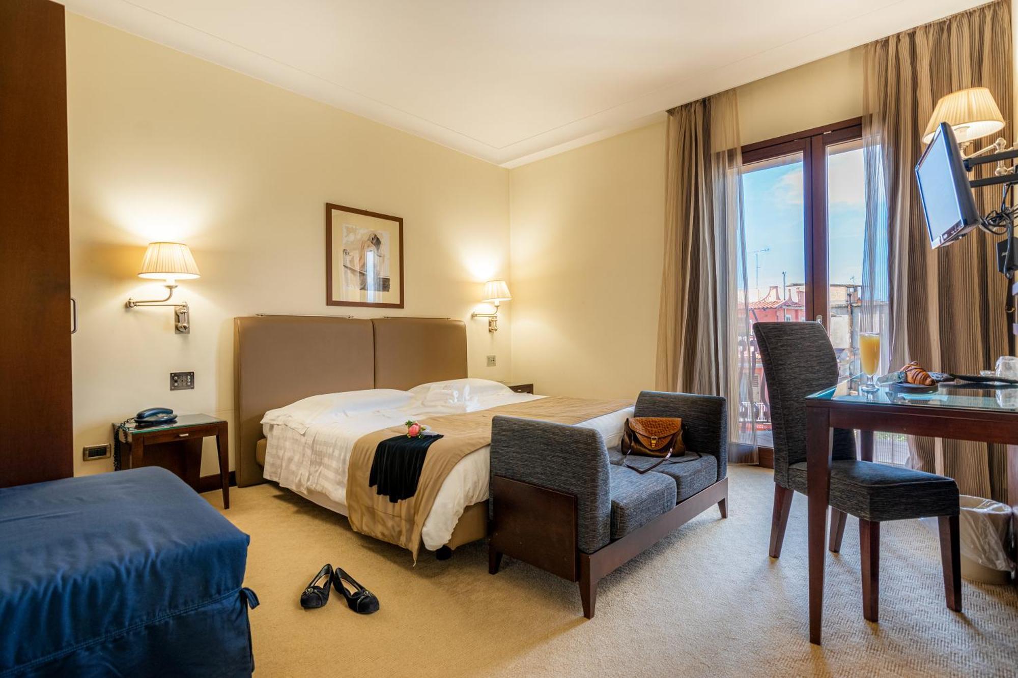 Hotel Cala Del Porto Vibo Valentia Marina Extérieur photo