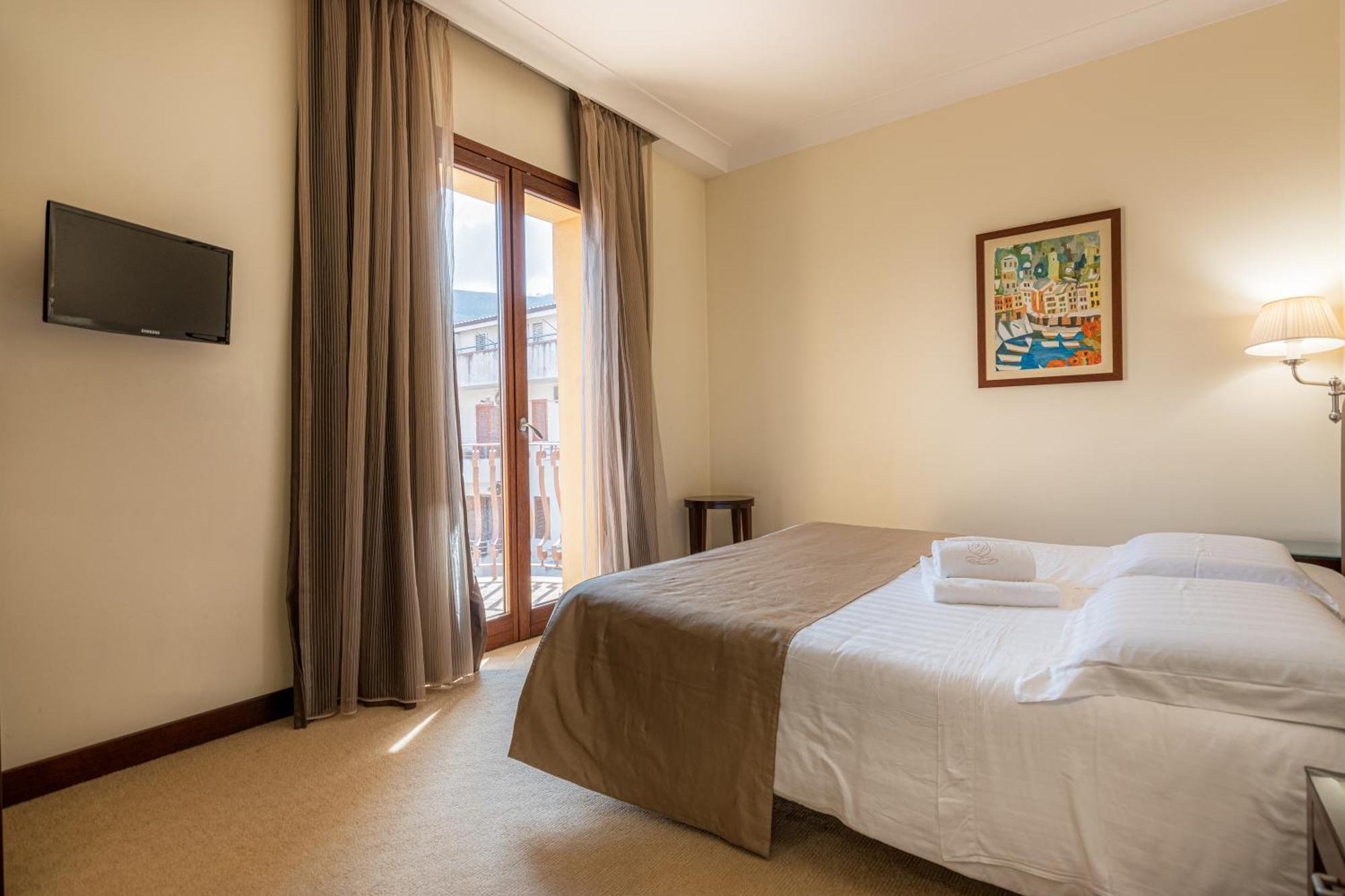 Hotel Cala Del Porto Vibo Valentia Marina Extérieur photo