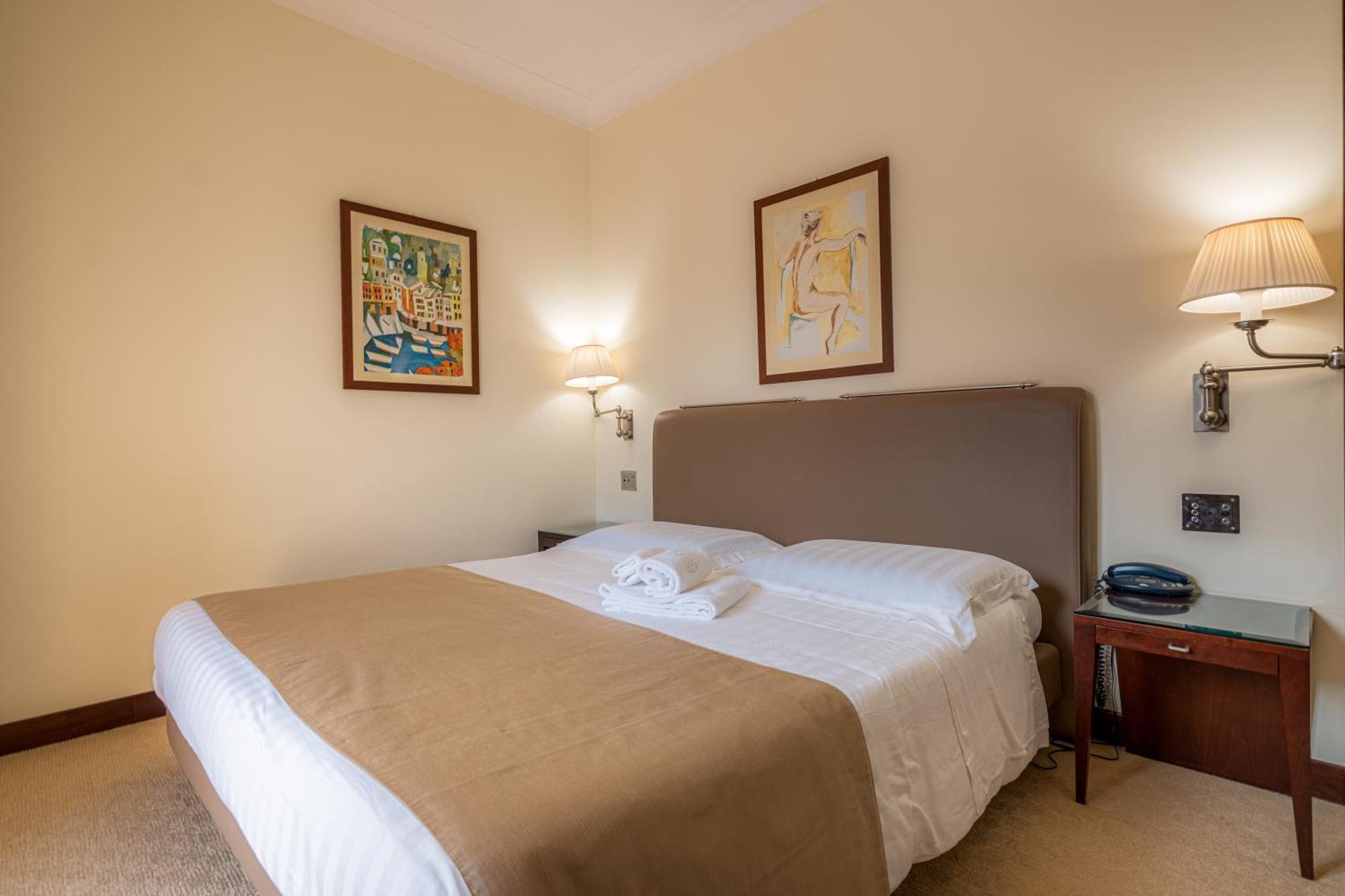 Hotel Cala Del Porto Vibo Valentia Marina Extérieur photo