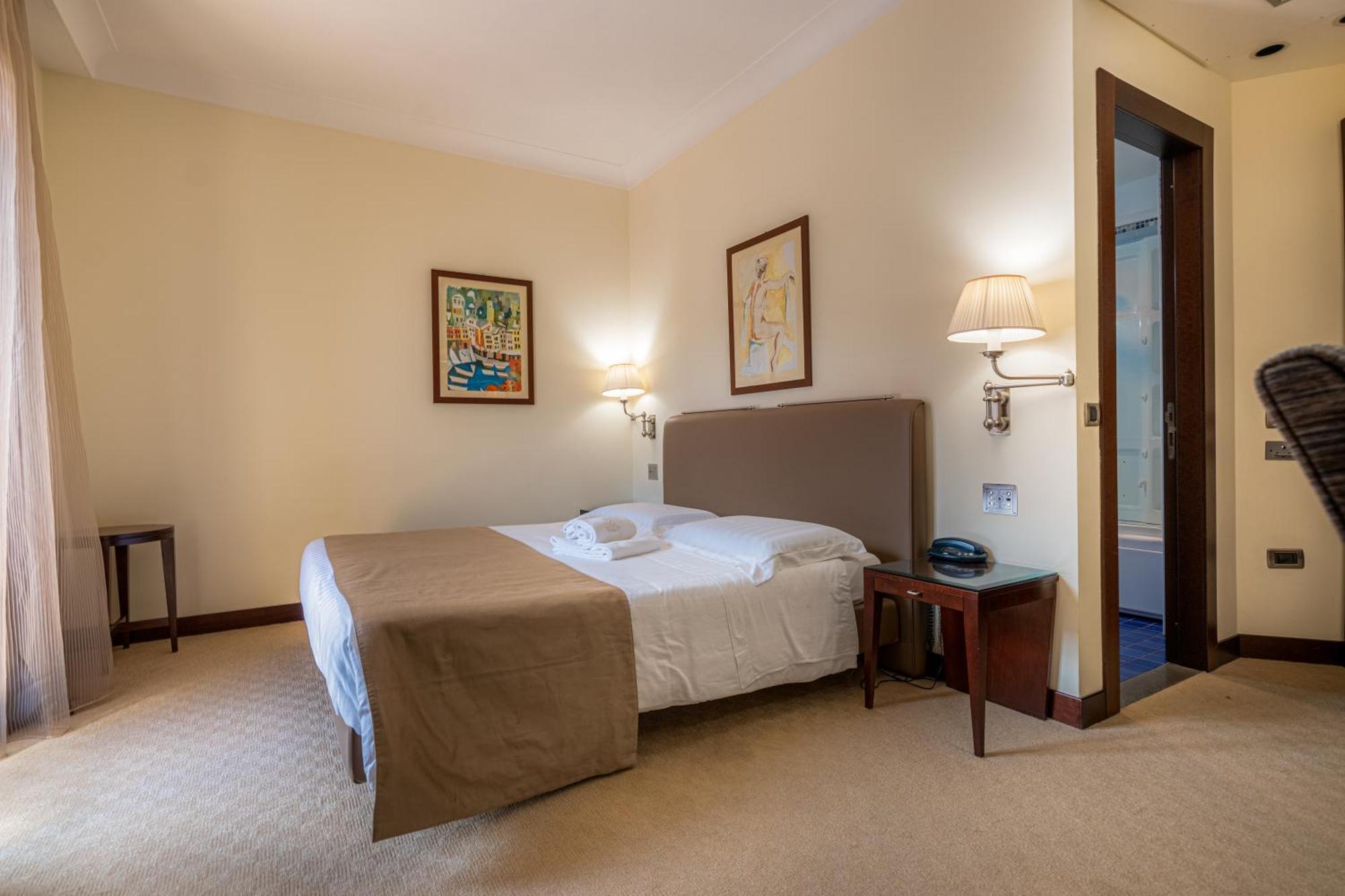 Hotel Cala Del Porto Vibo Valentia Marina Extérieur photo