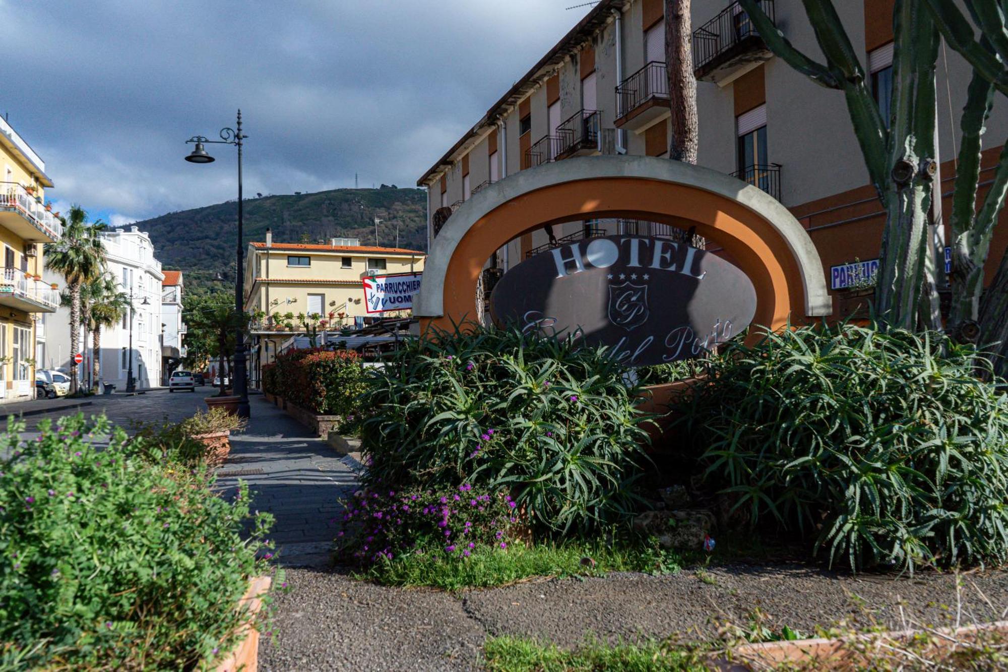 Hotel Cala Del Porto Vibo Valentia Marina Extérieur photo