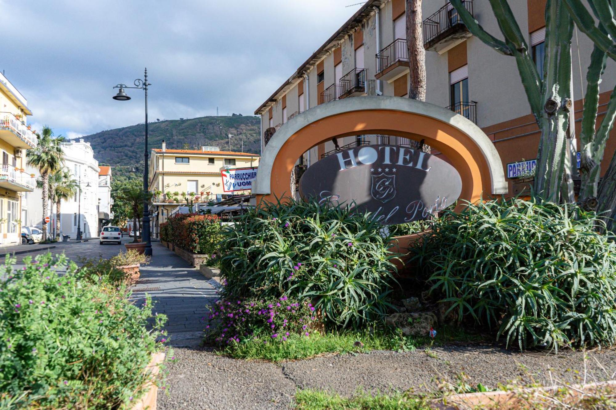 Hotel Cala Del Porto Vibo Valentia Marina Extérieur photo