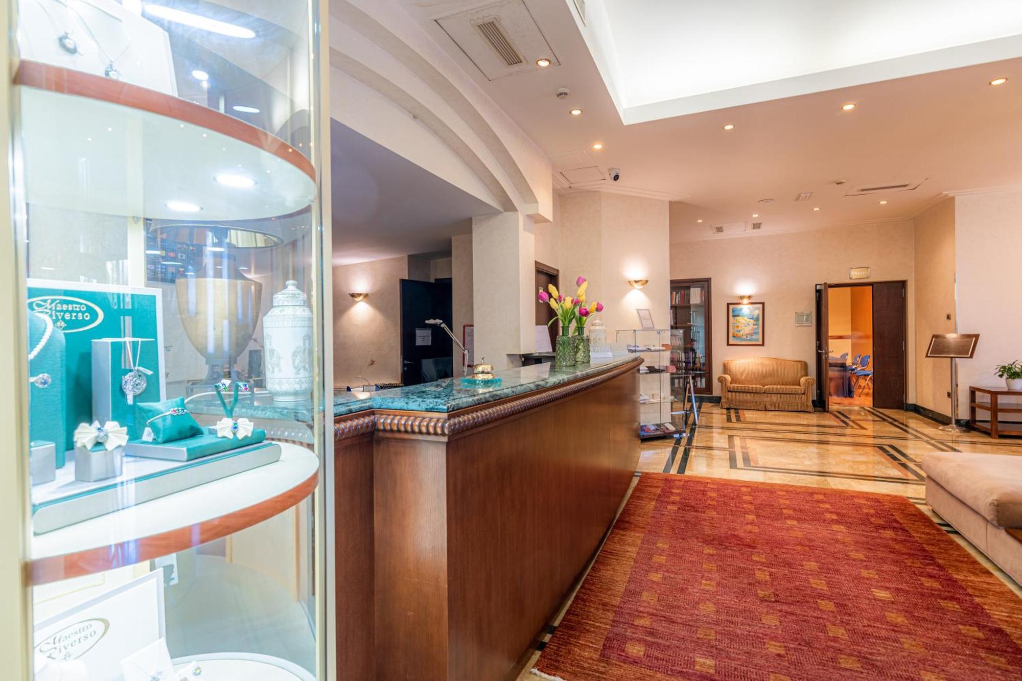Hotel Cala Del Porto Vibo Valentia Marina Extérieur photo